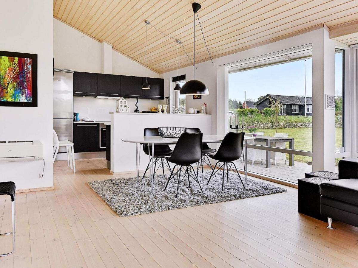 7 Person Holiday Home In Nordborg Eksteriør billede