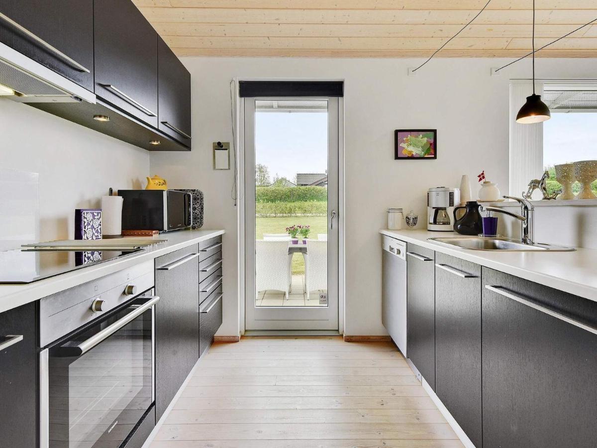 7 Person Holiday Home In Nordborg Eksteriør billede